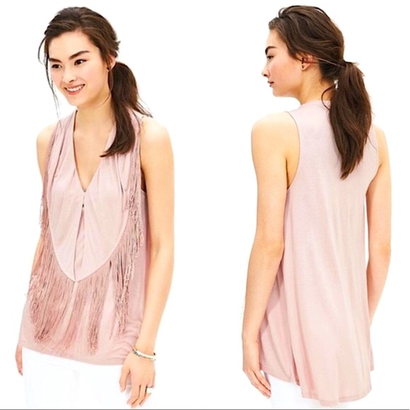 Banana Republic Tops - ✅CLEARANCE- NWOT~ BANANA REPUBLIC Fringe Detail Top